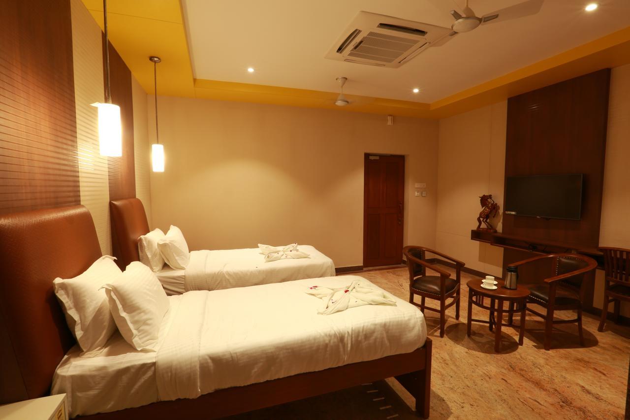 Mayapuri Amira Kumbakonam Buitenkant foto