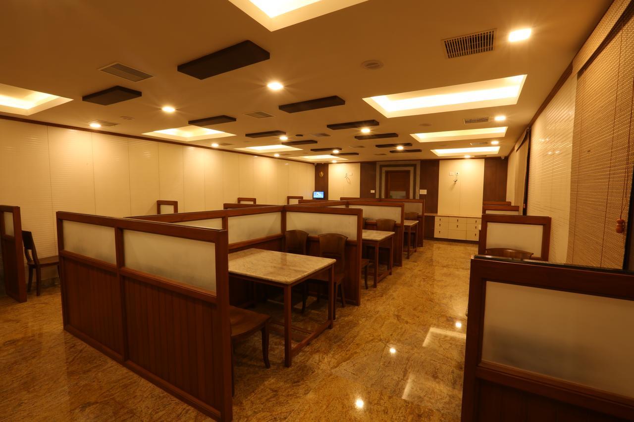 Mayapuri Amira Kumbakonam Buitenkant foto